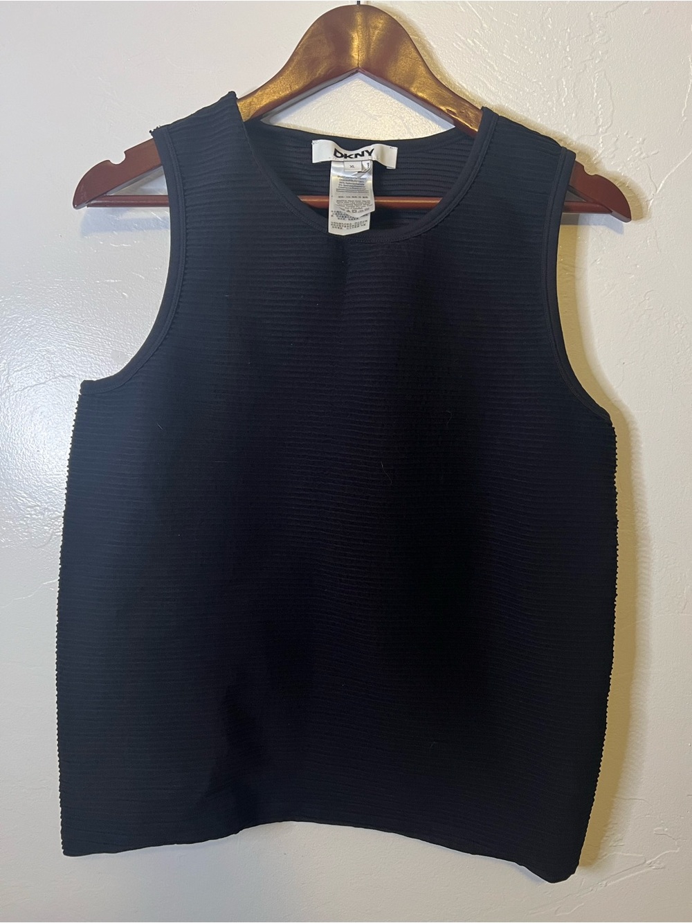 DKNY Black Ribbed Sleeveless Shell Top - XL